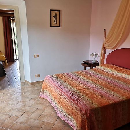 Agriturismo Vecchio Gelso Ortezzano Екстериор снимка