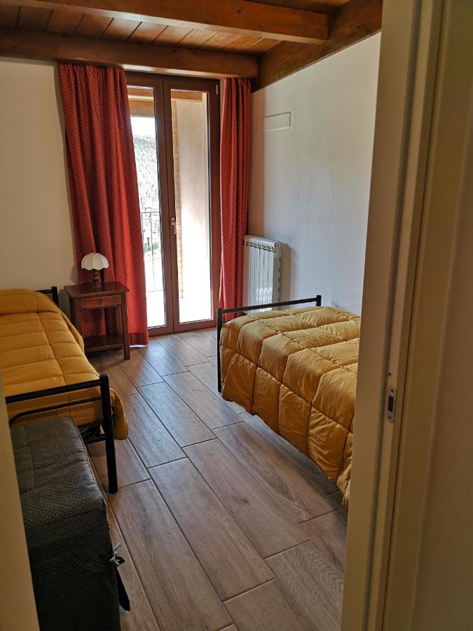 Agriturismo Vecchio Gelso Ortezzano Екстериор снимка