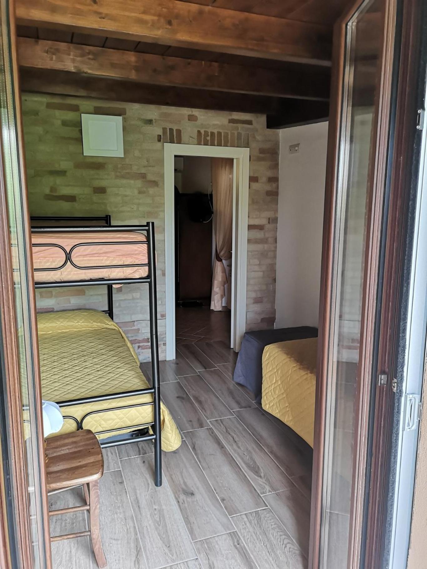 Agriturismo Vecchio Gelso Ortezzano Екстериор снимка