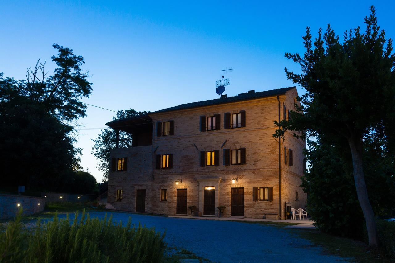 Agriturismo Vecchio Gelso Ortezzano Екстериор снимка