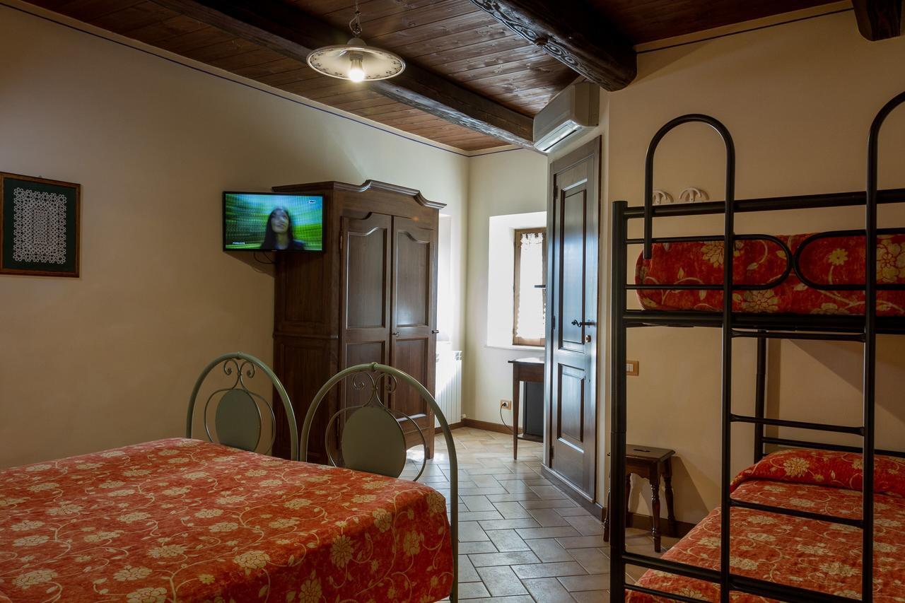 Agriturismo Vecchio Gelso Ortezzano Екстериор снимка